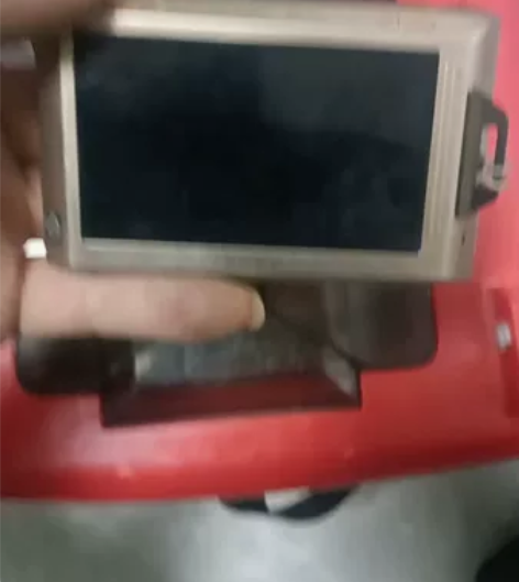 索尼数码照相机，功能正常 储存东西多了会卡...