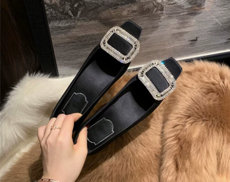 rv方扣水钻单鞋女22新款平底浅口伴娘婚鞋...