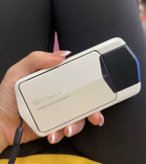 卡西欧自拍神器 成色新 赠鳄鱼保护套 感兴...