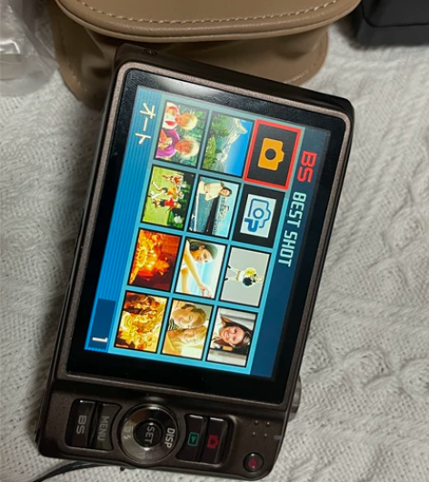 卡西欧EX-H15，1410万像素10倍光...