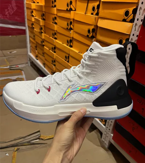 李宁篮球鞋男新款驭帅13减震高帮专业实战运...