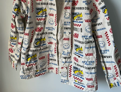 VANS范斯 男款外套 来源：员工福包产品...