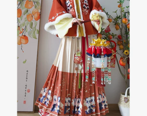 情姐四季原创汉服新年团子明制方领冬款加厚拜...