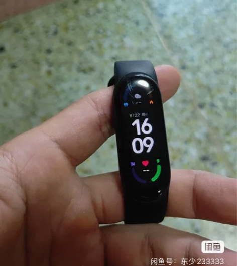 小米手环6自用转让,有划痕。不影响使用 感...