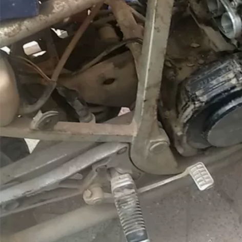 全球第一款水冷四缸铃木GS250FW外观件...