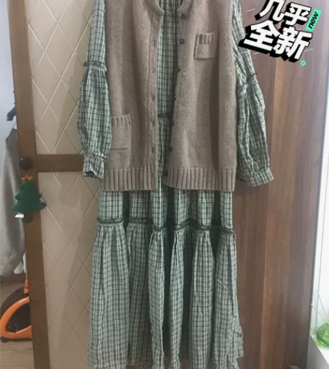 专柜正品，复古文艺风，裙子很长，适合167...