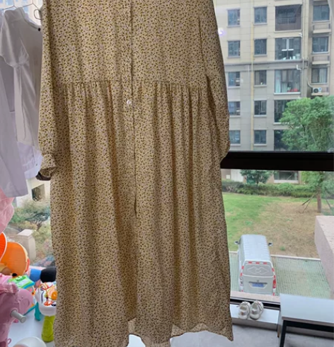 裙子是陆小团团家的森系文艺风 感兴趣的话点...