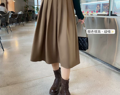 梅子熟了 文艺风金属皮扣半身裙女秋冬小个子...