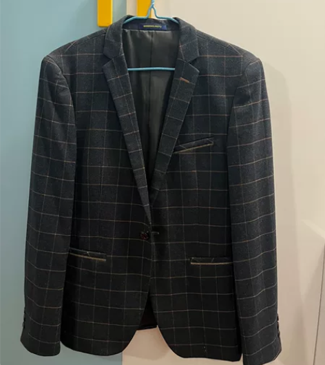 男士小格纹西装 给老公年会时买的西装，只可...