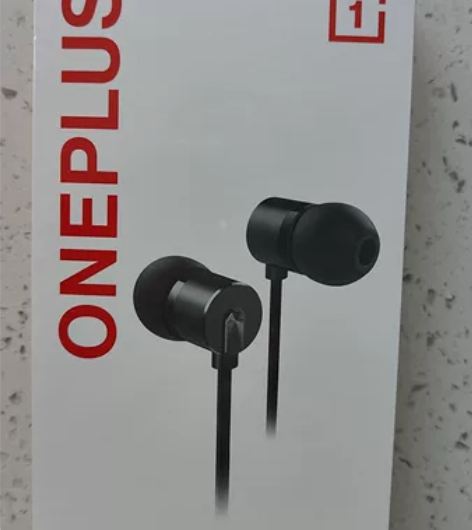 #双11闲置急出 一加耳机 感兴趣的话点“...