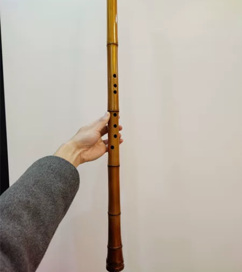 G调桂竹洞箫，黄金把位，内虫胶外大漆。 外...