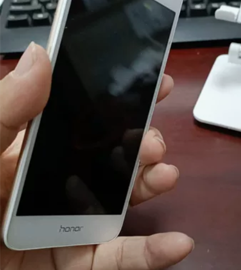 荣耀6A，2加16，正常使用，成色见视频。...