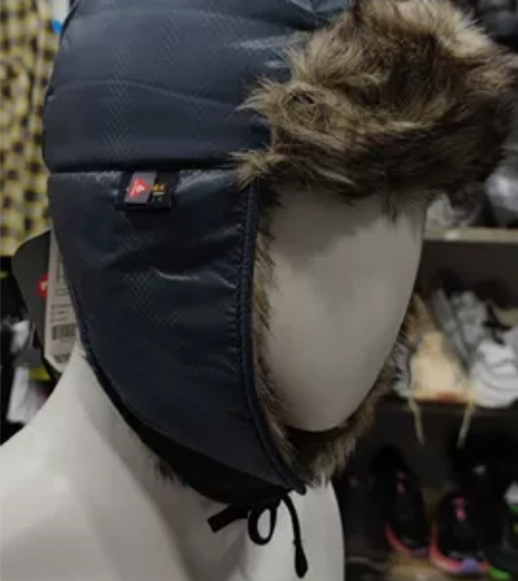 雷锋帽  仅5顶 EX2 伊海诗 毛呢雷锋...