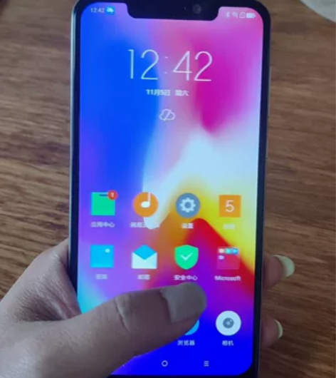 双11换机,老人自用99新摩托罗拉P30,...