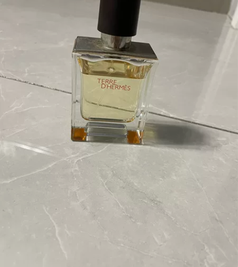 爱马仕男士大地香水50毫升，用量如图 感兴...