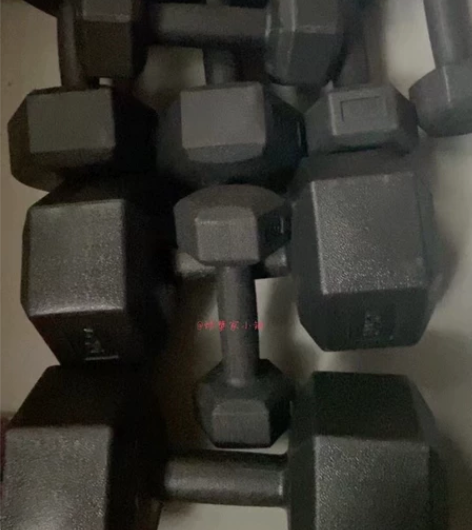 全新未拆封六角哑铃特价包邮出～ 六角哑铃男...