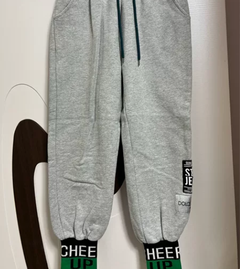 HAV灰色加绒卫裤 S码 现在正穿款！穿到...