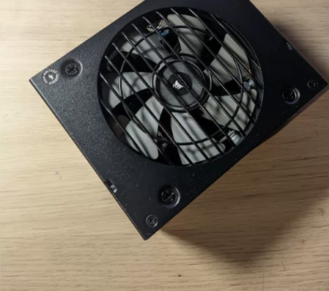 海盗船sf750 sfx电源,99新,灰尘...