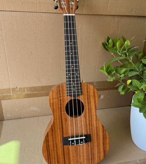 23寸相思女尤克里里，古典琴头，进口尼龙琴...