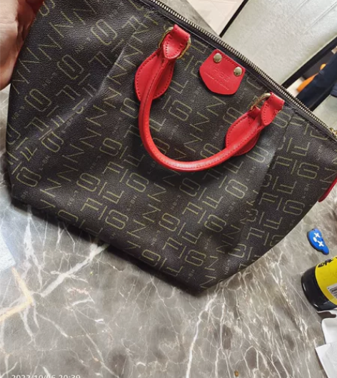 全新女士手提包，老花设计，长29高23有防尘袋。给包邮！ 感...