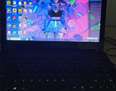 电脑，因为要换新的了把这个卖了。有点卡，价...