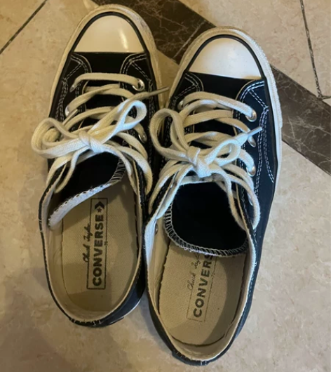 匡威帆布鞋，36.5码、专柜购买，具体见细...