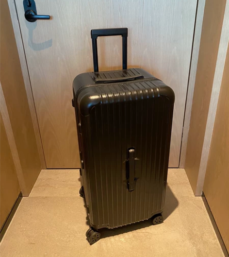 美旅黑色旅行箱 30寸 全新的  本来打算...