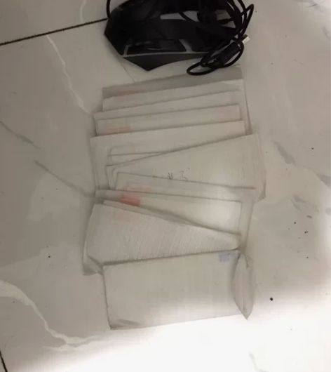 11个手机钢化膜1个好的鼠标一起出,钢化膜...