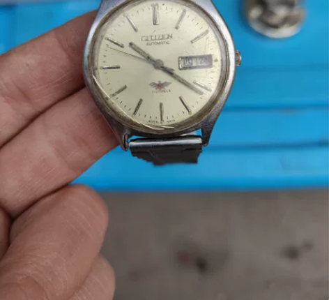 西铁城手表正常走时,不包精准看好再拍售出后...