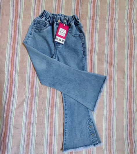 网店赔钱了不做了便宜出女童喇叭腿牛仔裤秋季...