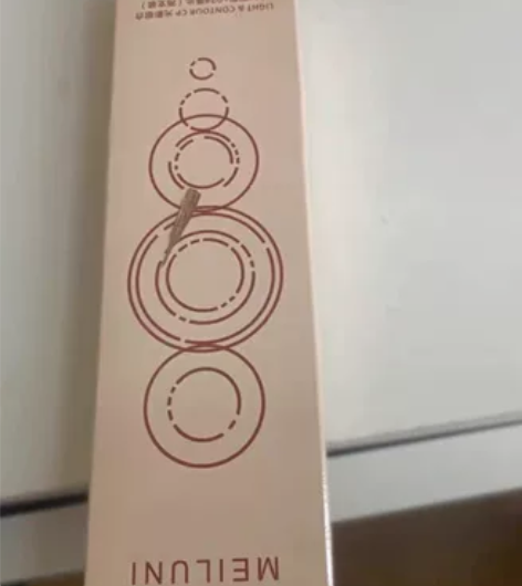 液体修容棒，全新，到手两支（阴影修容，哑光...