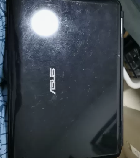 华硕笔记本X8AIP，配置如图。很老的机子...