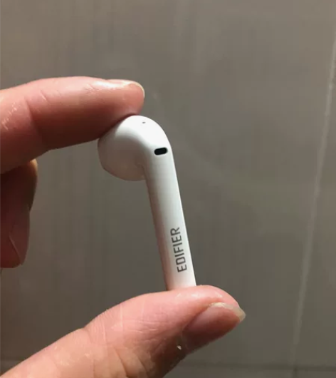 漫步者lollipods新款左耳 顶部有一...