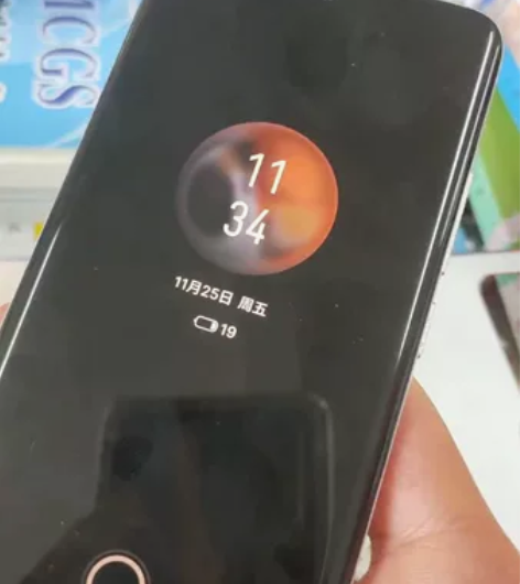 魅族18 8+128 相机那里有掉漆,...