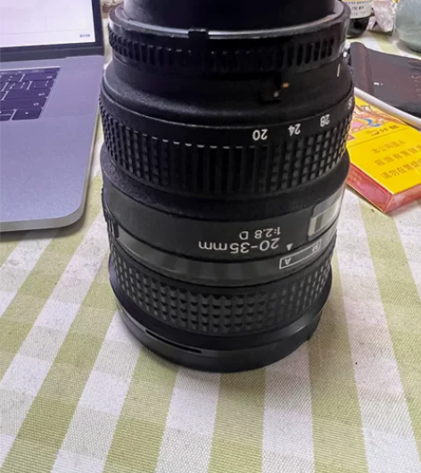 nikon 尼康 AF 20-35 2.8...