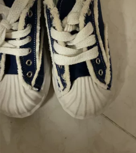 贝壳溶解鞋全新的未上脚的。，36码的，便宜...