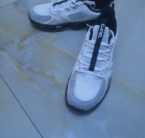 骆驼39码全气垫超轻网鞋(号码偏大点)。本...