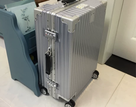 铝框拉杆箱万向轮24寸密码行李箱男女旅行箱...