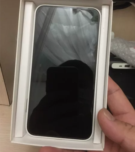 现货出一台现货三星mifi,全网通5G,有...