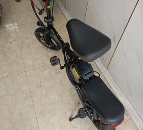 刚买两星期的车，觉得它太小了就想把它卖了换...