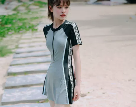 亦美珊泳衣女游泳馆专用2022新款连体裙式...