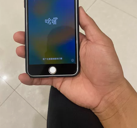 自用苹果8PULS，换过后盖电池，屏幕后盖...