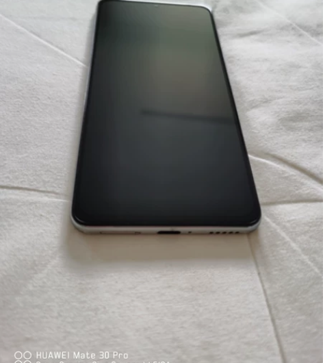 出自用红米k40 晴羽白 8+128202...