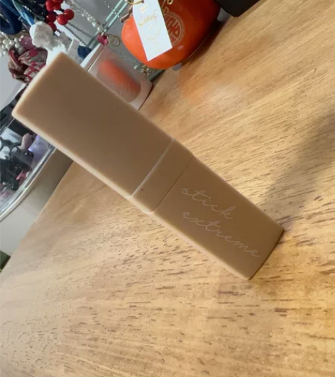 豆沙红口红 试色 感兴趣的话点“我想要”和...