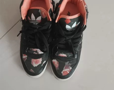 女士内增高运动鞋，36码，出去玩穿了一次，...