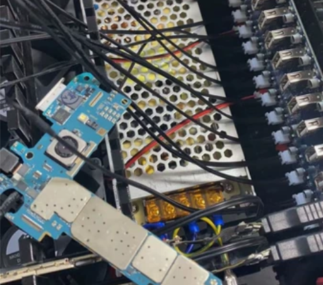 【客户脱坑】三星主板机群控机箱 20口稳定...