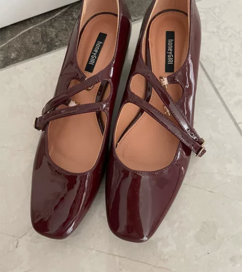 honeygirl车厘子色玛丽珍鞋，37码...