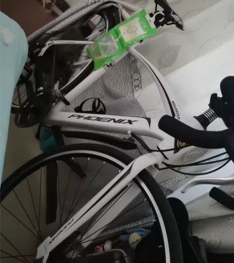 凤凰自行车，上大学了，用不到了 感兴趣的话...