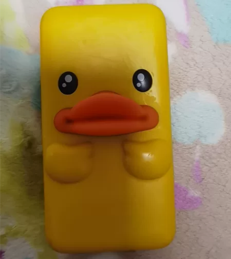 小黄鸭官方充电宝10000mah，特价便宜...