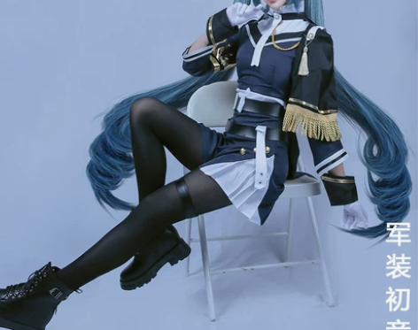 星域世界计划缤纷舞台初音未来军装cospl...